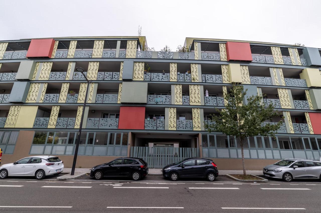 Be My Home - Les Mots Bleus Lyon Extérieur photo