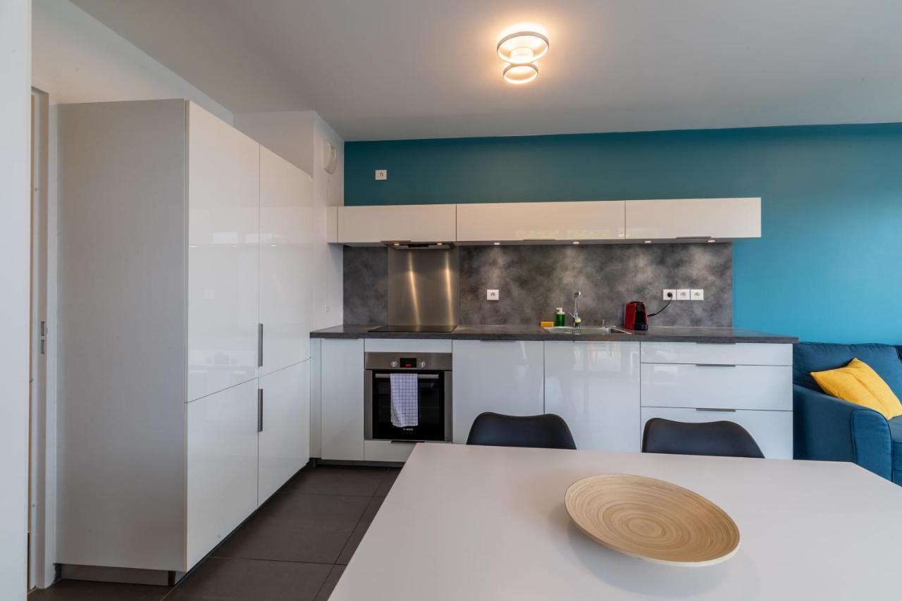 Be My Home - Les Mots Bleus Lyon Extérieur photo